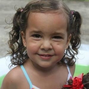 Meet your Posher, Camila